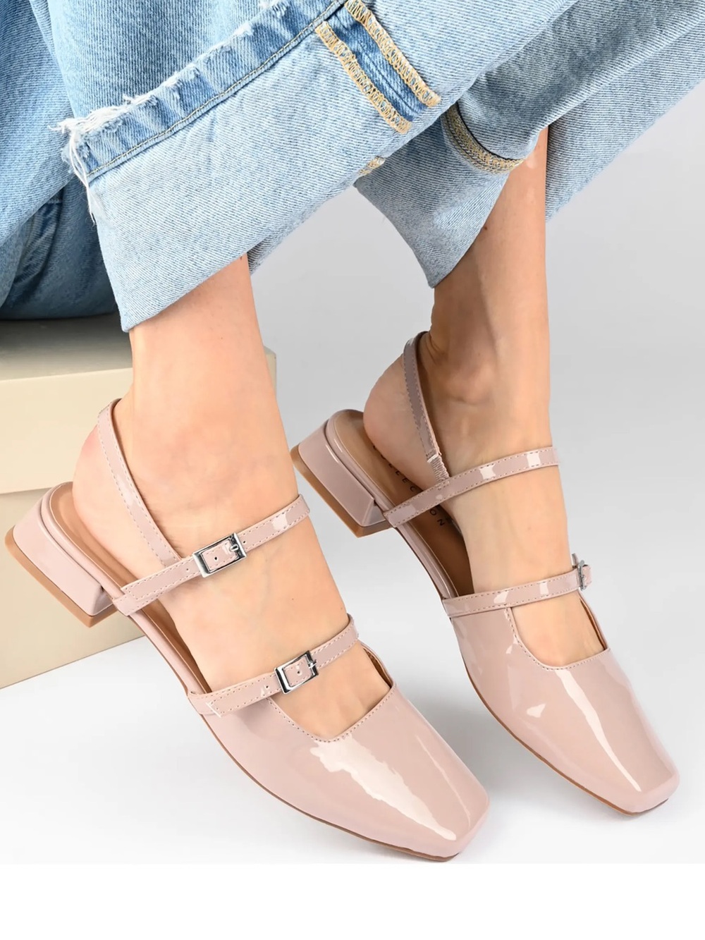 Journee Collection Blush Gretchenn Flat